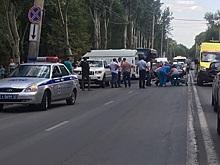 Перешли в неположенном месте: на проспекте Кирова автомобиль сбил двух пешеходов