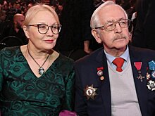 Супруга Василия Ливанова опровергла информацию об операции артиста