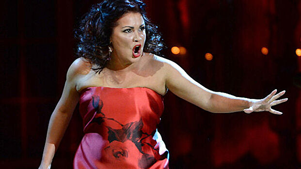 В «Метрополитен-опере» отдали партию Нетребко певице из Украины