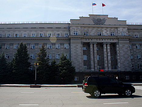 В Оренбургской области могут разрешить проводить пикеты возле Дома Советов