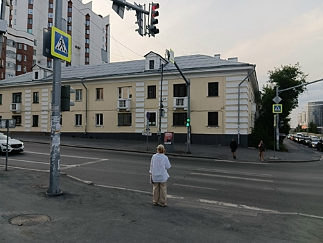 Екатеринбуржцы судятся за бомбоубежище в доме под снос: зачем им это нужно