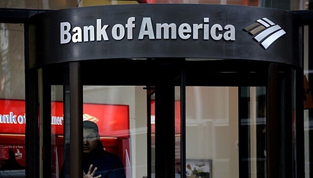 Прибыль Bank of America снизилась почти вдвое