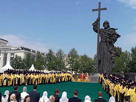 В храме Святых Праведных Симеона Богоприимца и Анны в Черемушках отпраздновали День Крещения Руси