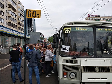 В Оренбурге до кладбищ запустили 160 автобусов