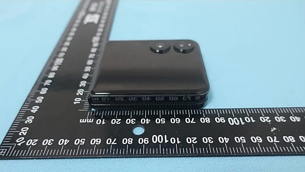 В сеть слили первое живое фото гибкой раскладушки Xiaomi Mix Flip