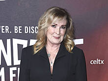 В Сети раскритиковали наряд 68-летней актрисы для выхода в свет