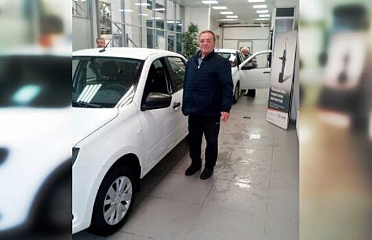 6 автомобилей выдали жителям Удмуртии, получившим травмы на производстве