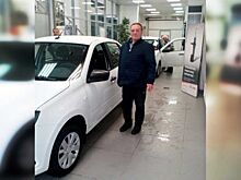 6 автомобилей выдали жителям Удмуртии, получившим травмы на производстве