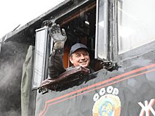 Опубликованы фото первого рейса ретро-паровоза на семёновскую фабрику хохломской росписи