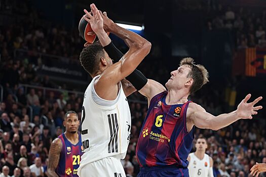 «Реал» в гостях обыграл «Барселону», у Трея Лайлза 29 очков