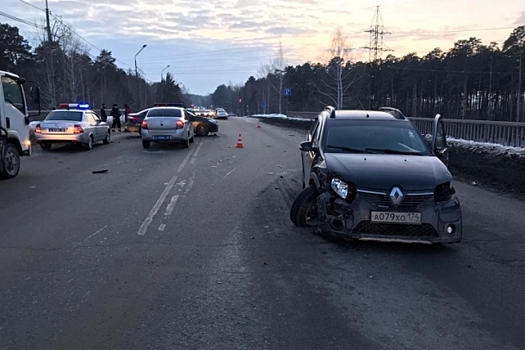 Пьяный водитель протаранил на Березовском тракте две встречные машины