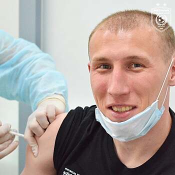 Футболисты и тренерский штаб «Астаны» получили первую дозу вакцины от коронавируса. Они выбрали «Спутник V»