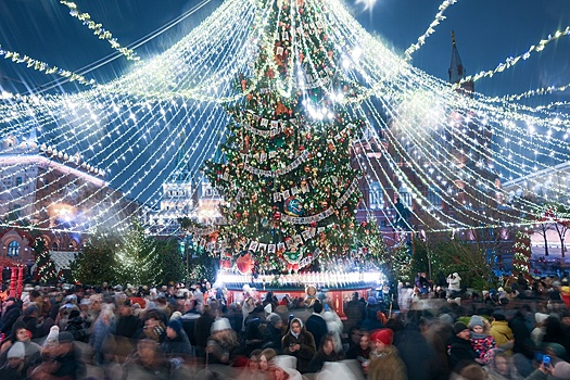 Как в России возник Новый год и какие традиции связаны с этим праздником