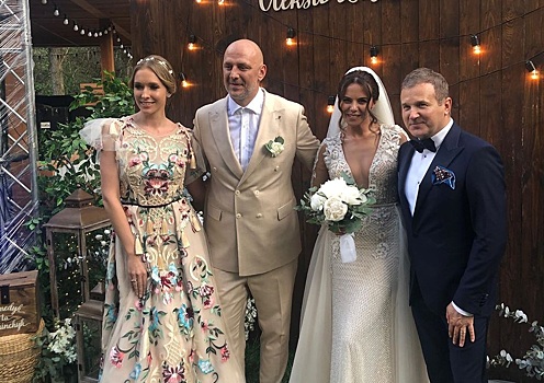 Потап и Настя Каменских впервые фото со своей первой свадьбы в США
