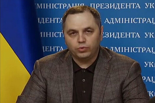 Попавший под санкции США украинский юрист сам подал заявление против себя