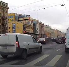 Машина актёра Игоря Скляра попала в аварию в Санкт-Петербурге
