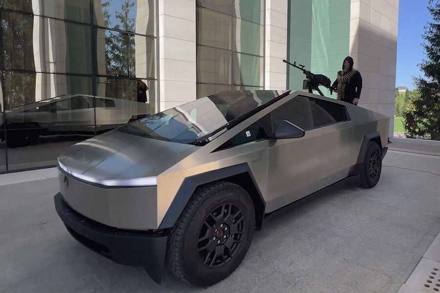 Кадыров призвал Маска не обращать внимание на отсталых и отблагодарил за Starlink