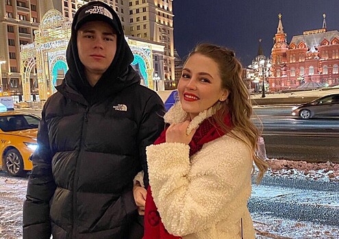 «Ты мне обещал роль в своей дипломной картине»: Анна Михайловская поздравила брата-именинника