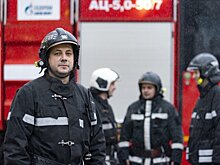 Пожарные МНПЗ спасли человека из горящей квартиры
