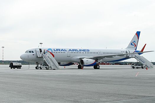 Эксперт отреагировал на отзыв у таджикских авиакомпаний допуска в Россию