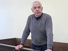 Десять лет за мысли: как Латвия превратила суд над профессором в расправу