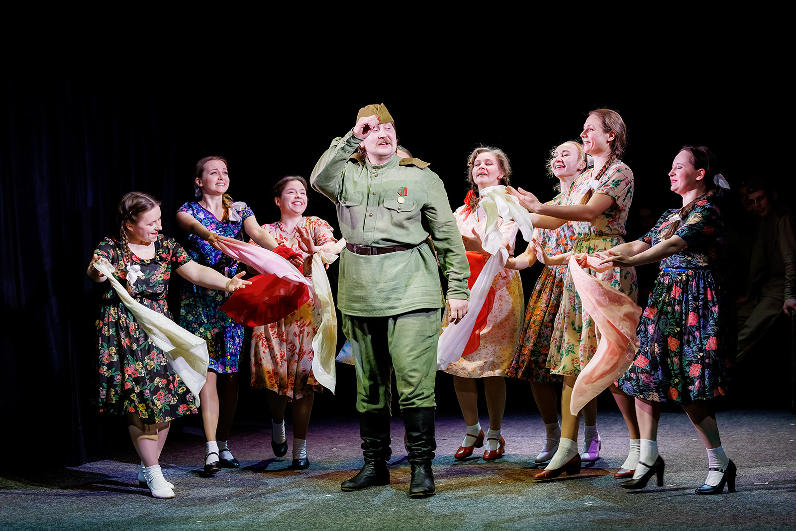 Московские театры приглашают на программу в честь 9 Мая