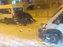 Снегопад вызвал в Костроме транспортный коллапс