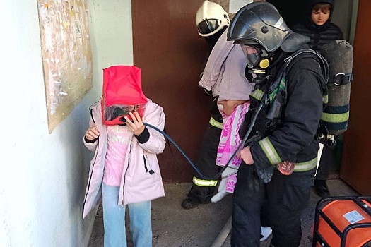 В Башкирии из горящего дома спасли девять человек