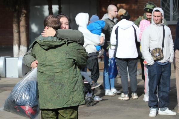 «Единая Россия» и волонтерские организации откроют штабы помощи семьям мобилизованных