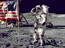 Хозяева возвращаются. США хотят снова высадиться на Луну