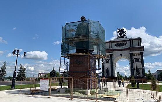 В Курске памятник маршалу Жукову реконструируют до конца сентября