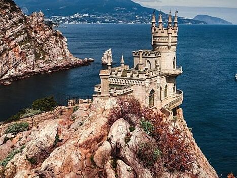 Дворец-замок "Ласточкино гнездо" будет принимать посетителей с января 2021 года