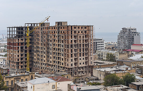 В Азербайджане есть потребность в строительстве трехсот тысяч зданий