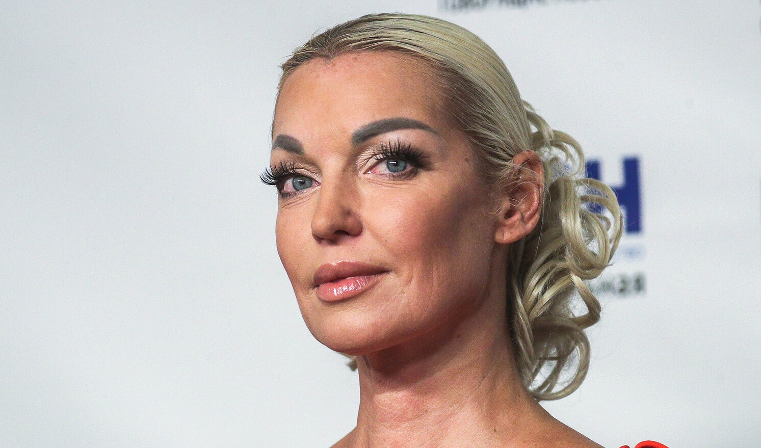 Не знаю такого: Волочкова ответила на предложение Барецкого жить вместе