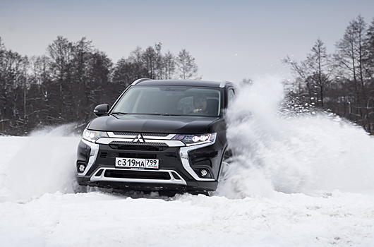 Как меня привлекал и раздражал Mitsubishi Outlander