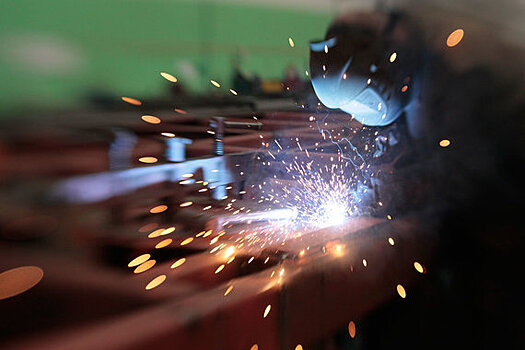 Индустрия погрелась