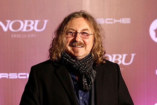 «Жалко котейку»: Игорь Николаев сразился с лигром в перетягивании каната