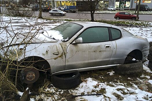 В Петербурге нашли брошенный Maserati