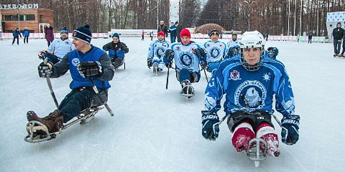 В Москве состоятся соревнования Открытого кубка по следж-хоккею «Кубок мужества»
