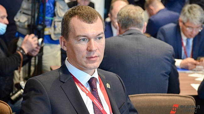 «Письма с угрозами и крики под окнами»: Дегтярев рассказал о сложностях работы в Хабаровском крае