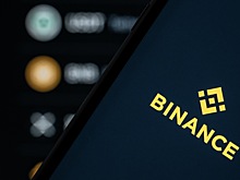 WSJ: Binance находится на грани краха из-за давления властей США