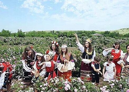 В Крыму состоялся Международный фестиваль болгарской культуры РОЗАФЕСТ