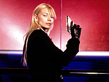 Супер популярность и крах карьеры: как сложилась судьба звезды сериала «Ее звали Никита»