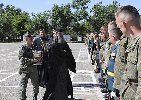 В Таджикистан в войсковой храм 201-й военной базы привезли икону с частичкой мощей святого Георгия Победоносца