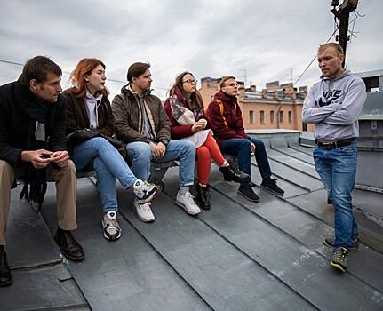 «Ночлежка» запустила спецпроект о том, как бездомные люди в Петербурге ищут работу — с экскурсиями от подопечных организации