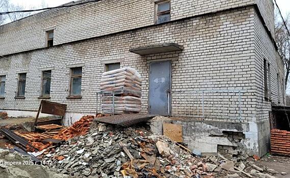 В Железногорске срываются сроки ремонта горбольницы
