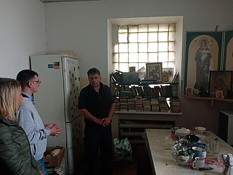 В Твери волонтеры посетили гостиницу для бездомных