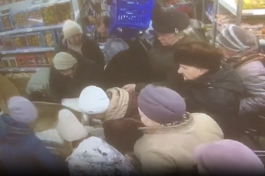 В Рыбинске возле прилавка с сахаром началась давка