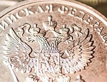 Курс евро впервые в этом году перешел за 70 рублей