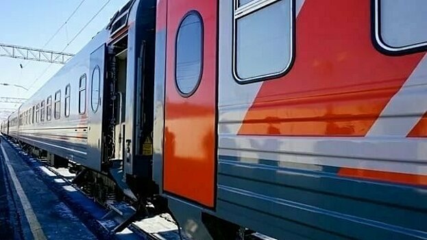 Из-за сообщения о минировании из поезда «Вятка» эвакуировали пассажиров